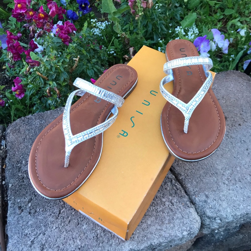 Unisa Sandals with silver glass bead straps.  Size 7, new with box